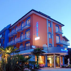 3* Hotell Crystal